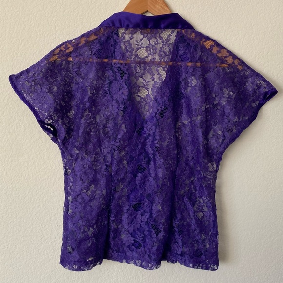 Victoria's Secret Vintage Gold Label Purple Lace Button Up Short Sleeve Top - Picture 4 of 4